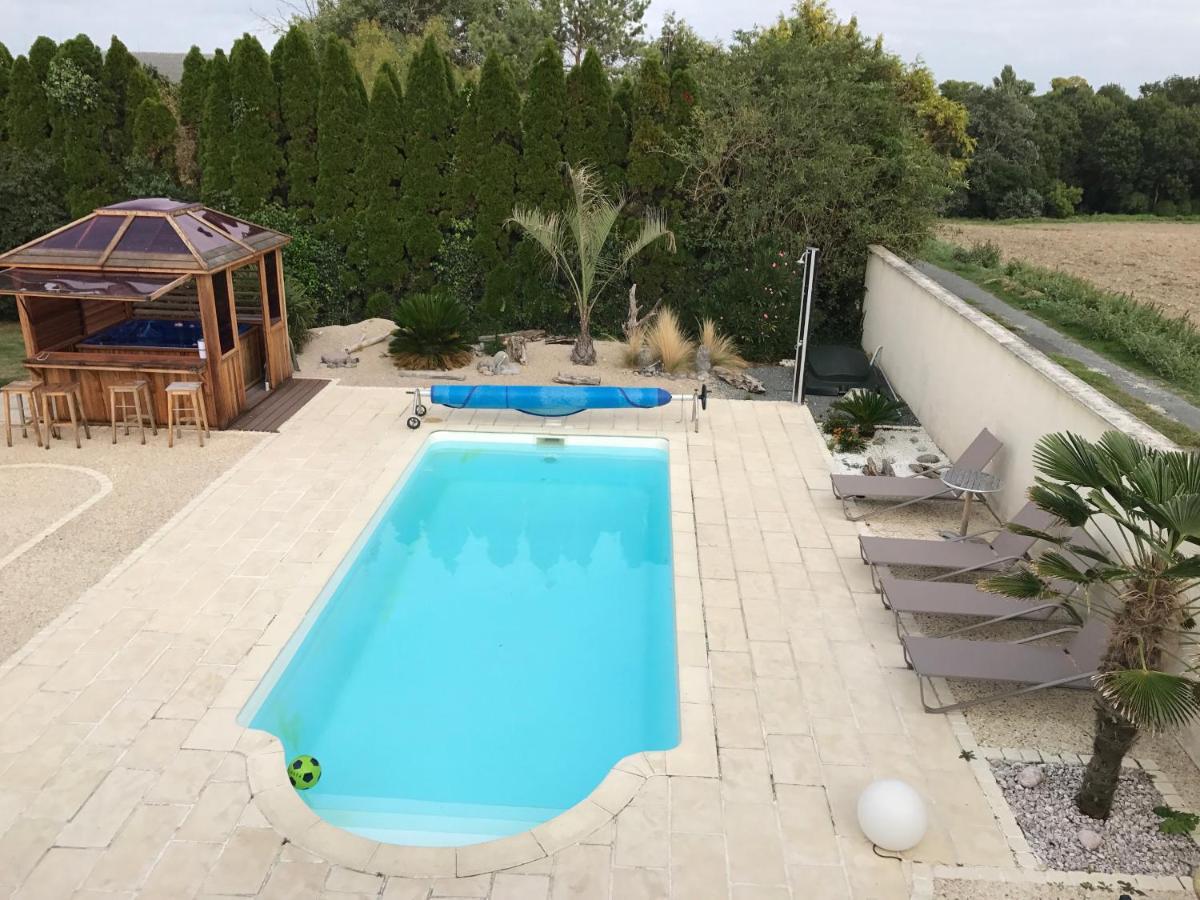 Piscine Et Jacuzzi A 2Km De La Plage De St Georges De Didonne Сен-Жорж-де-Дидон Экстерьер фото